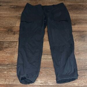REI Co-op Women's size 16P UTILITY PANTS EUC